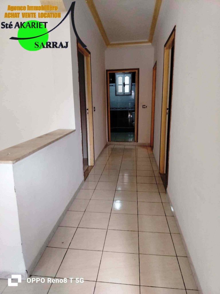 Appartement s2 pr&eacute;s avenue el taoufik cit&eacute; riadh