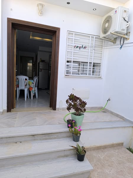 Appartement au rdc &agrave; plage hammam el ghazaz