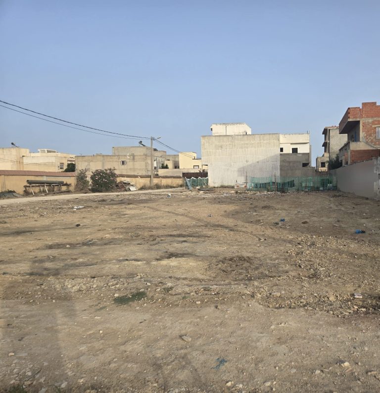 Terrain &agrave; raoued 1000m2 constructible