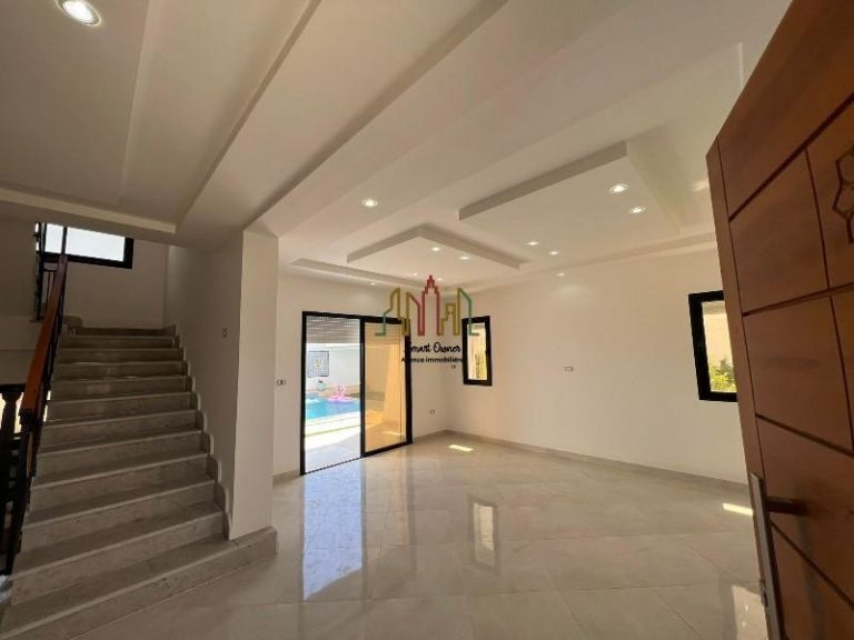 V374 villa fariha