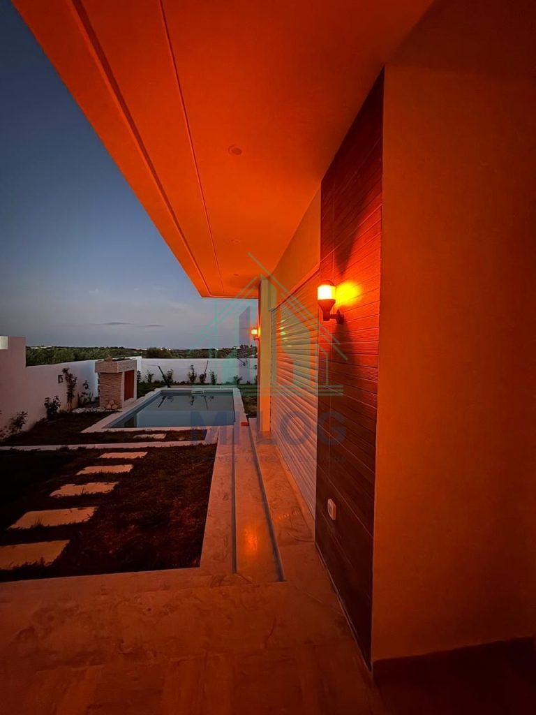 Villa de standing avec piscine &agrave; hammamet