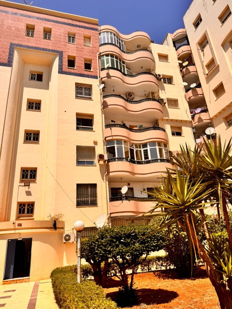 Appartement salon et 4cc de 146 m2