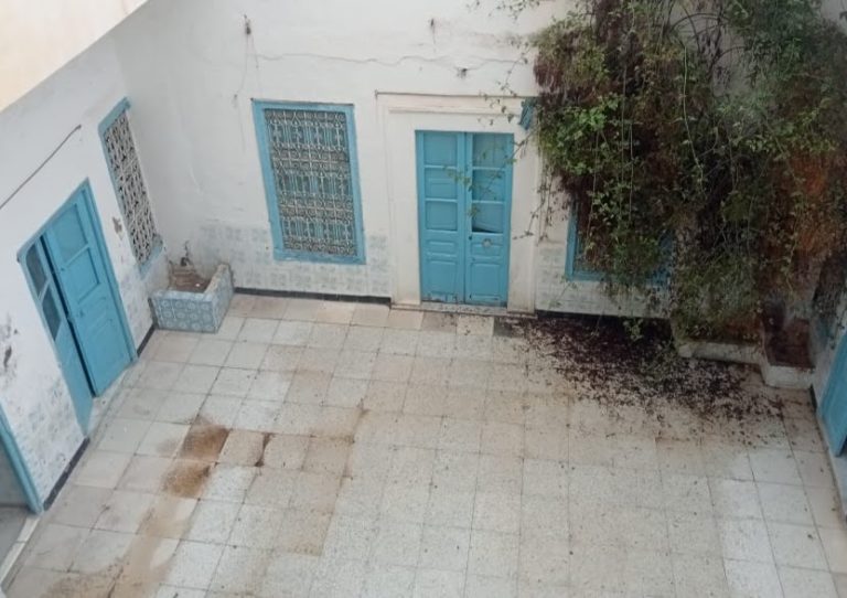 Maison arabesque sur deux niveau