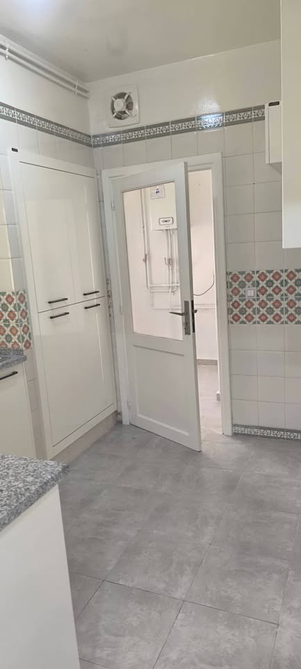 Appartement s2 centre ville zahra