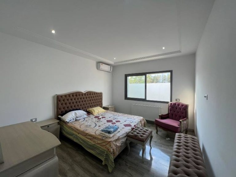 V412 villa majorelle zone monchar
