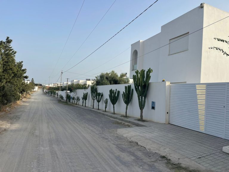 Terrain a monchar hammamet