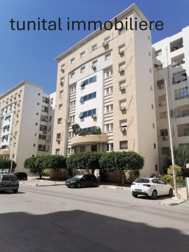 L'aouina appartement au 5 &eacute;m&eacute; &eacute;tage