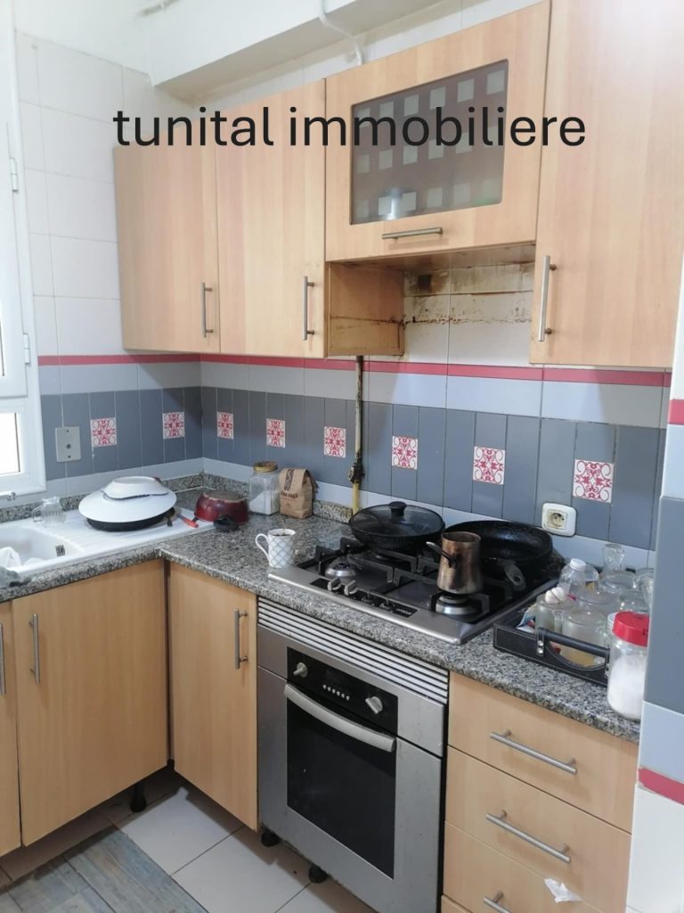 L'aouina appartement au 5 &eacute;m&eacute; &eacute;tage