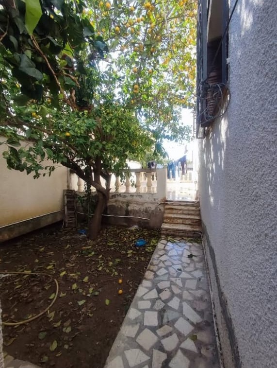 Villa 2 niveaux titr&eacute;e ennasr 1