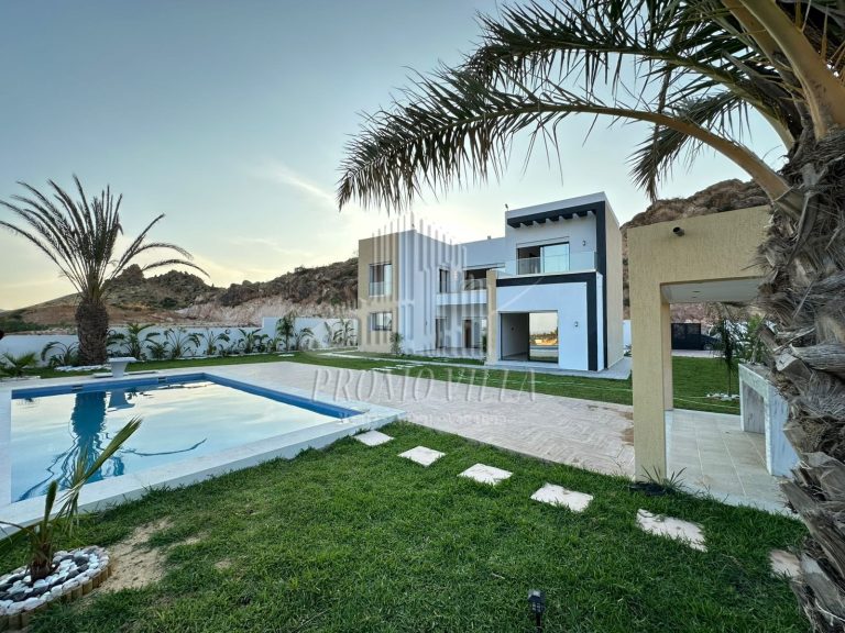 Une magnifique villa vue montagne