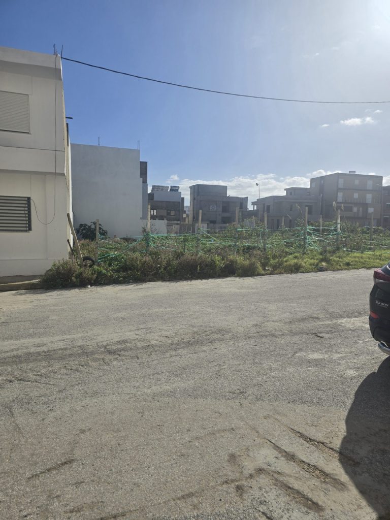 Terrain titre avec autorisation b&acirc;tir ain meriem