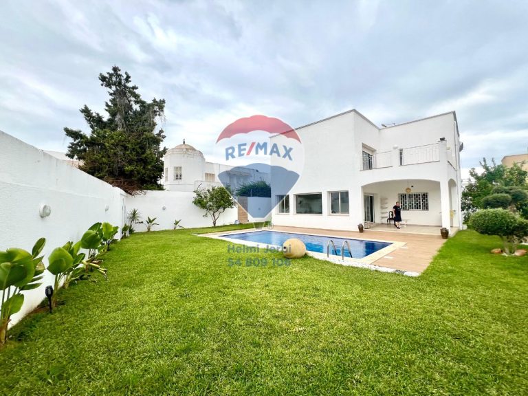 Villa retap&eacute; &agrave; neuf marsa riiadh
