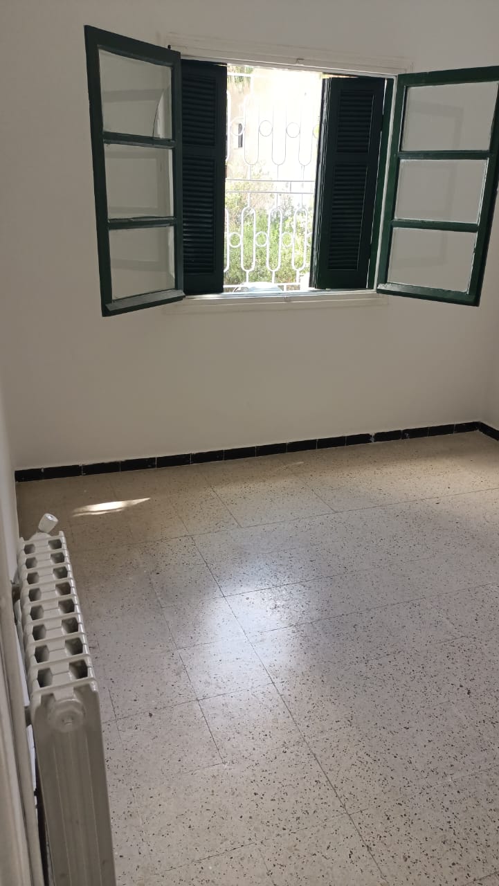 Un appartement s3 &agrave; omrane sup&eacute;rieur