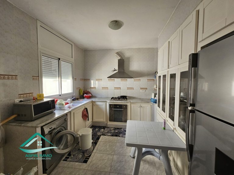 Vt940 maison 150 m2 &agrave; cit&eacute; el bost&egrave;ne