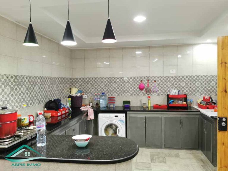 Vt984 maison 182 m2 &agrave; cit&eacute; ksibah kelibia