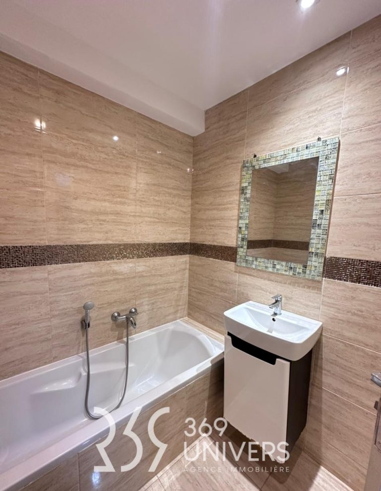 Appartement avec terrasse &agrave; la marsa ref sh029