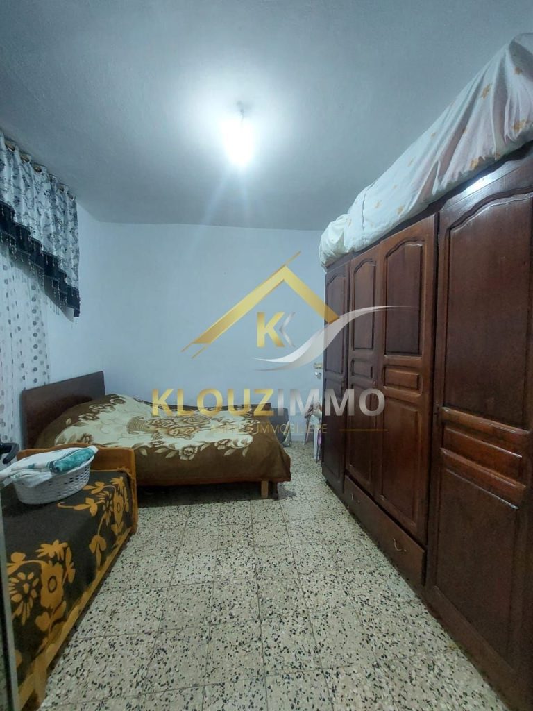 Maison de deux niveaux a borj ghamez