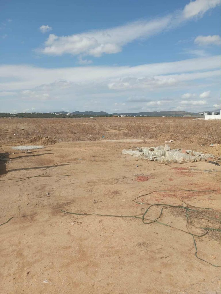 Av terrain de 240m pas loin de hammamet yasmine