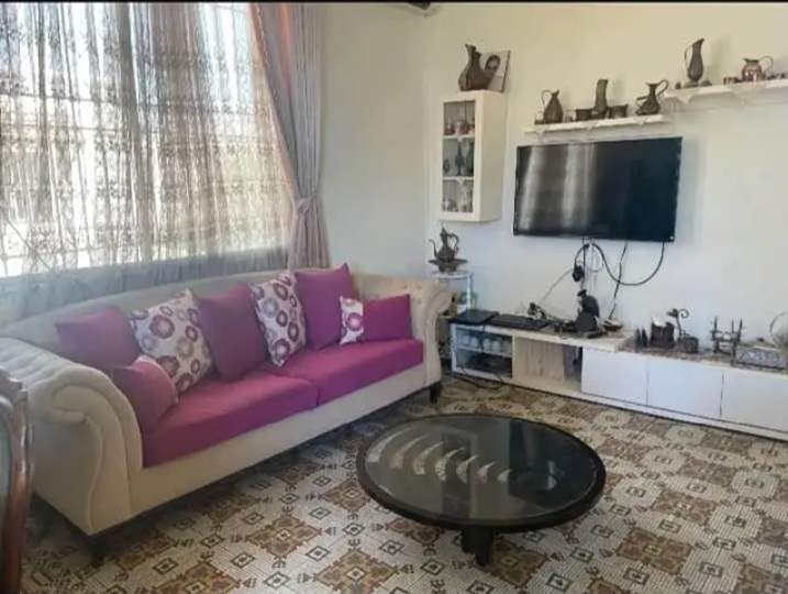 Vend villa 2 &eacute;tages s&eacute;par&eacute;