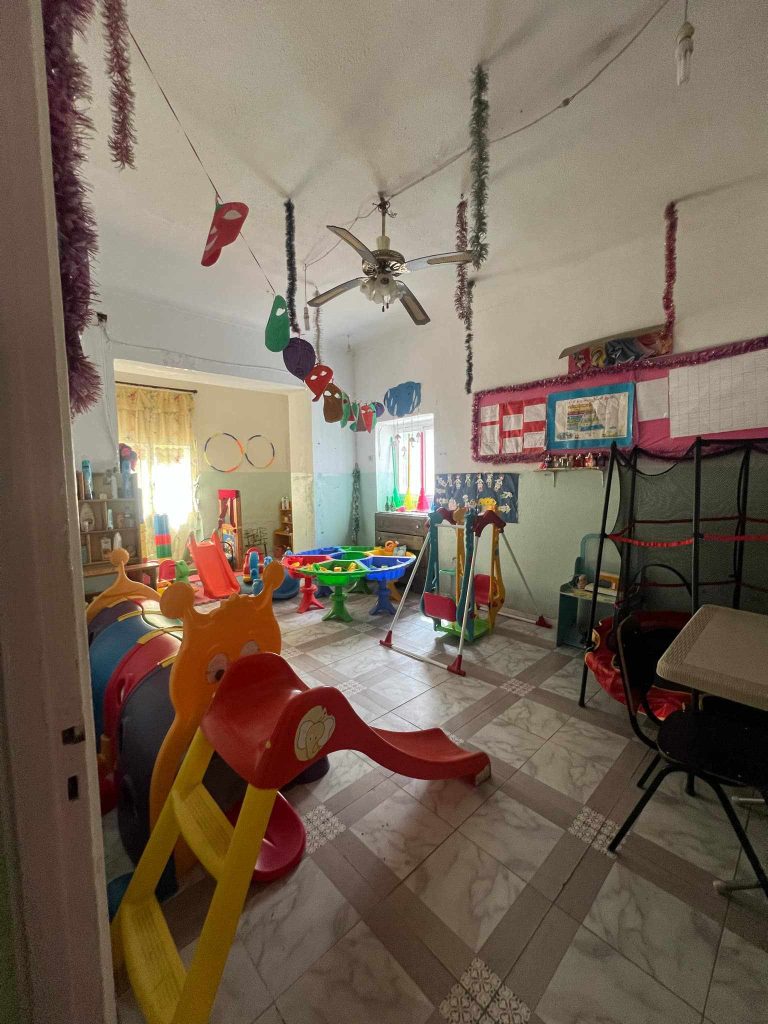 Vend villa 2 &eacute;tages s&eacute;par&eacute;