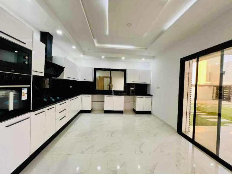 V563 villa versace sud hammamet y