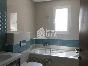 Appartement s4 de 211m2 menzah 9c