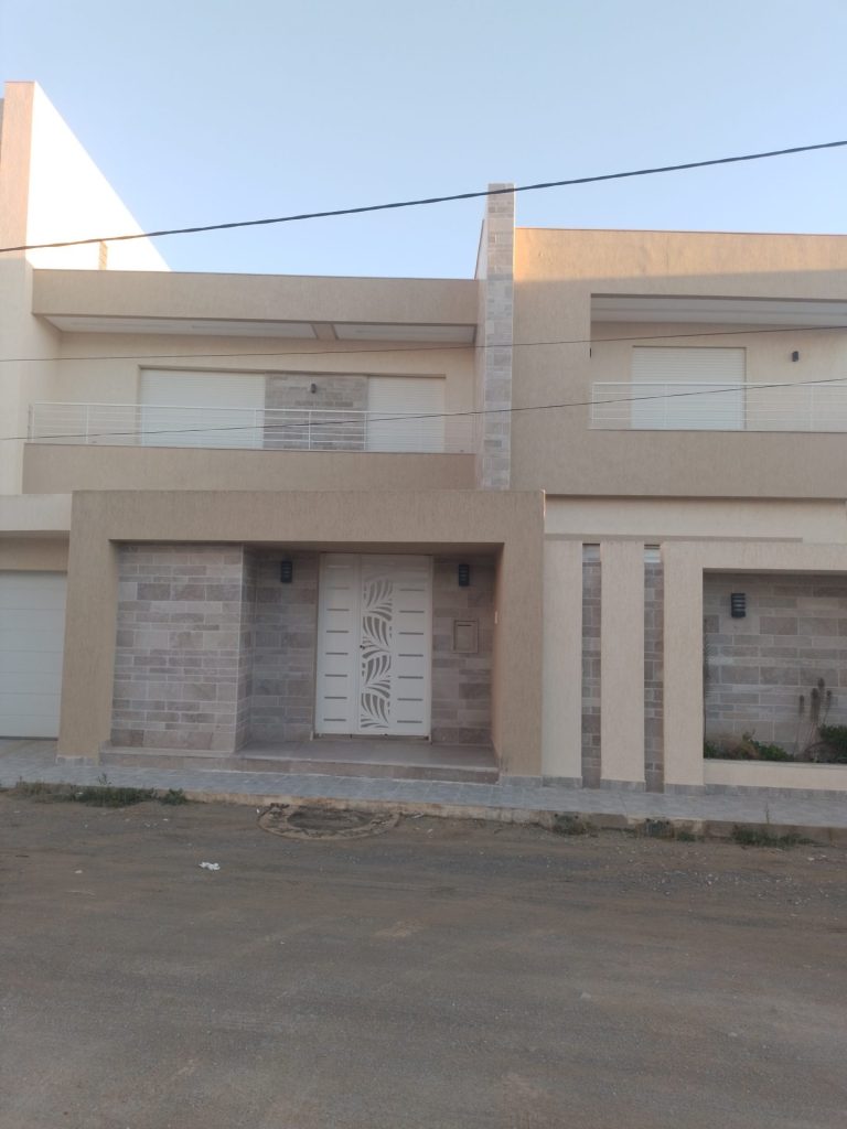 Lot 300m cit&eacute; diamant hammamet nord