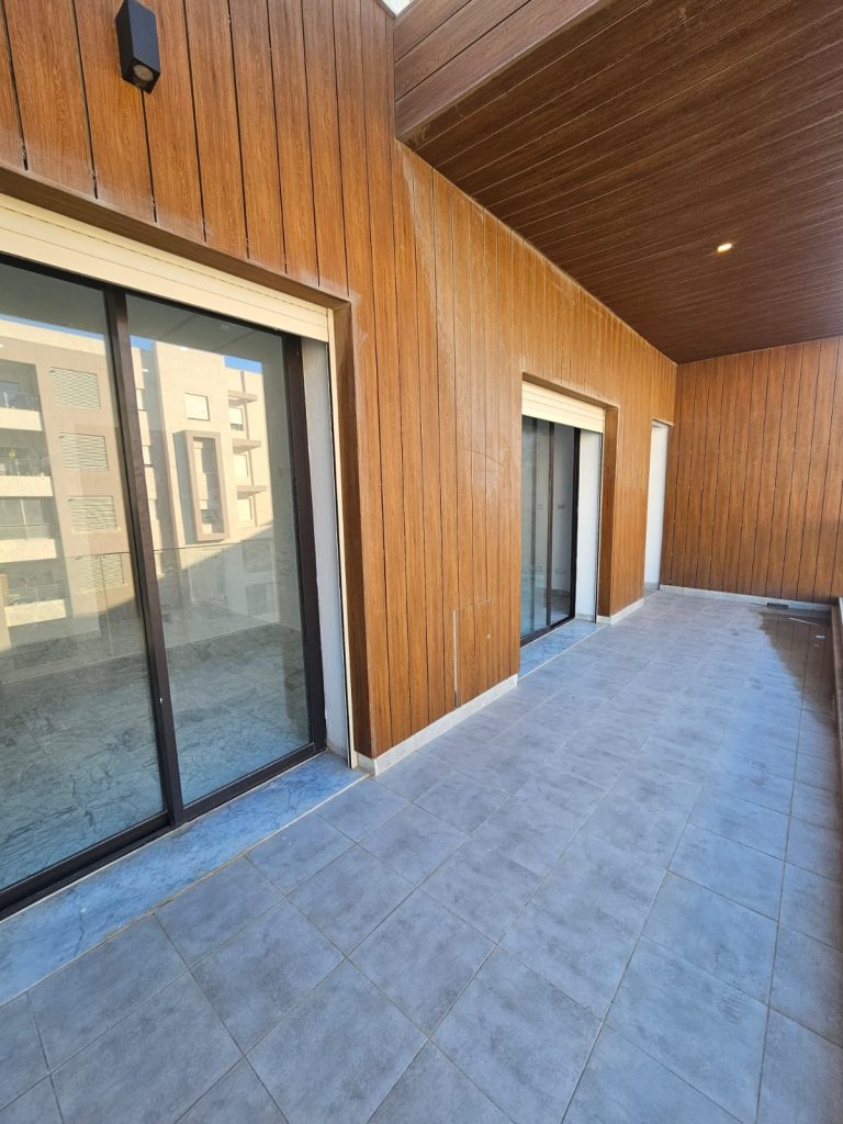 S plus deux bien ensoleillé à la nouvelle soukra