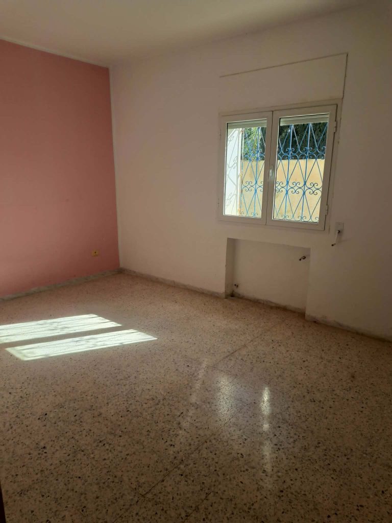 Villa 382 m2 &agrave; raoued