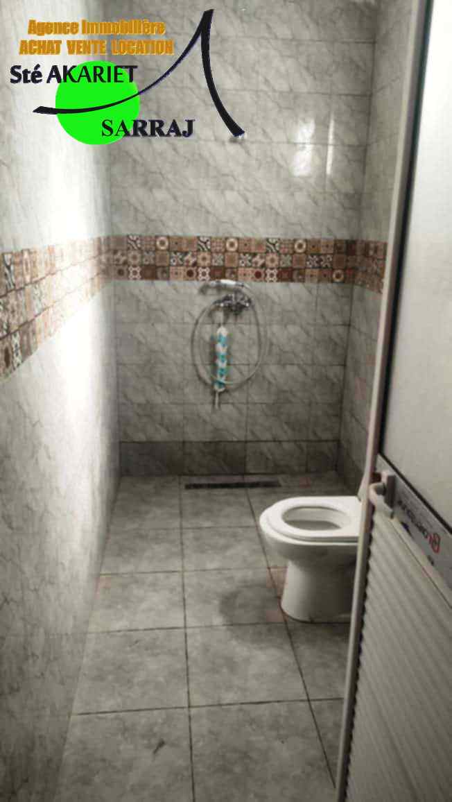 Appartement &agrave; 80m de la route touristique khzema