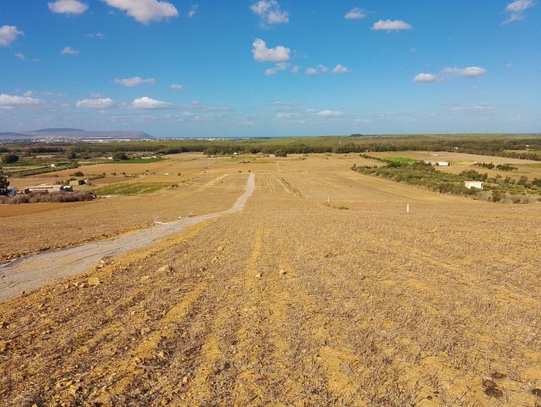 Terrain 200 m2 a 18900
