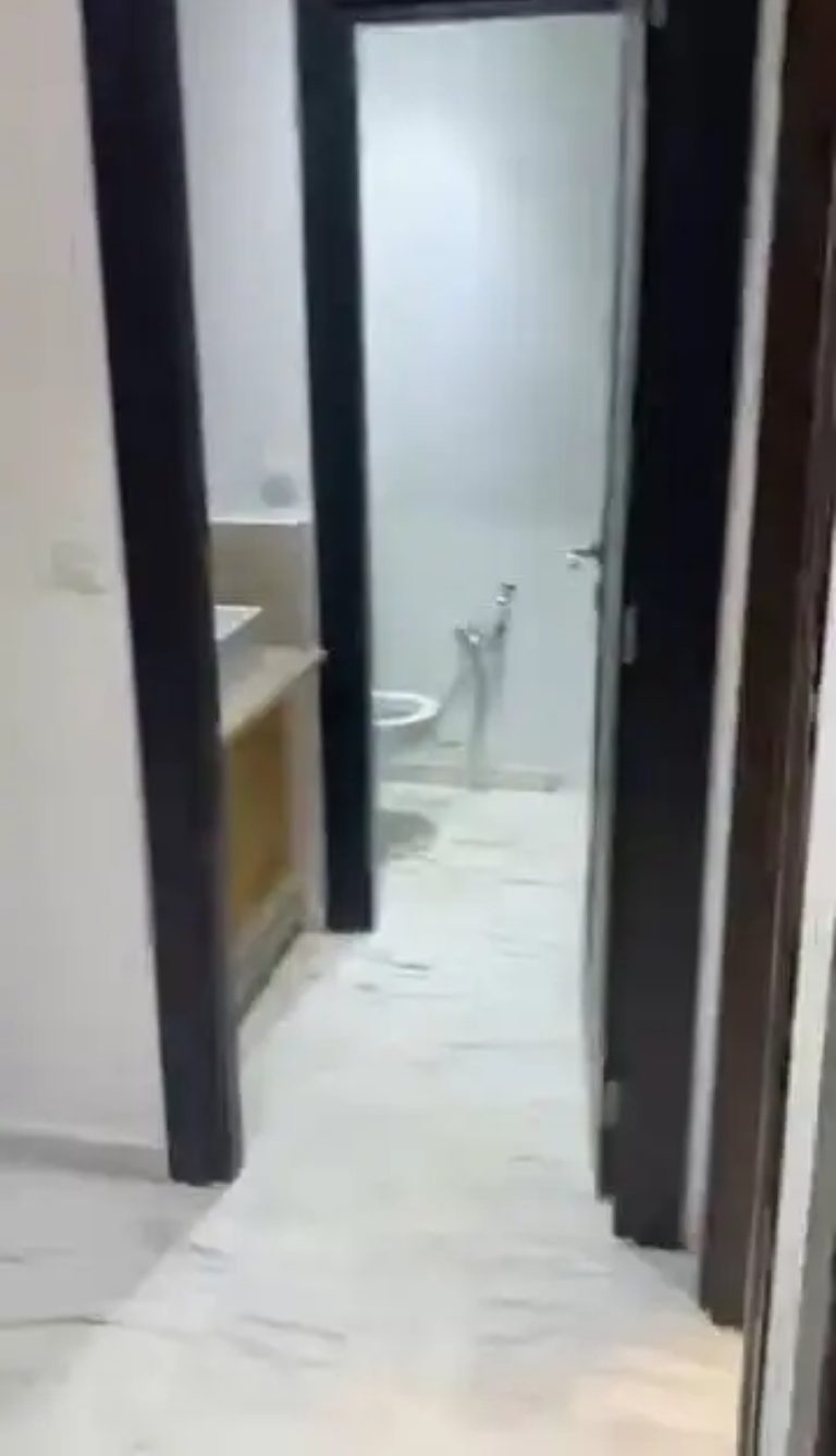 Bureau h2 1er &eacute;tage au belv&eacute;d&egrave;re