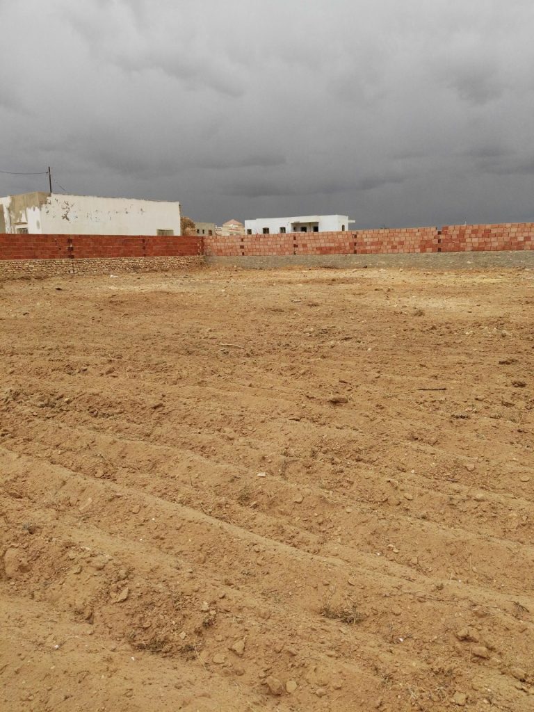 Terrain &agrave; zanket ben hmedou