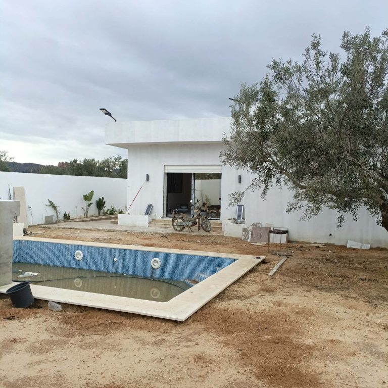 Av villa 650m finie &agrave; hammamet sud
