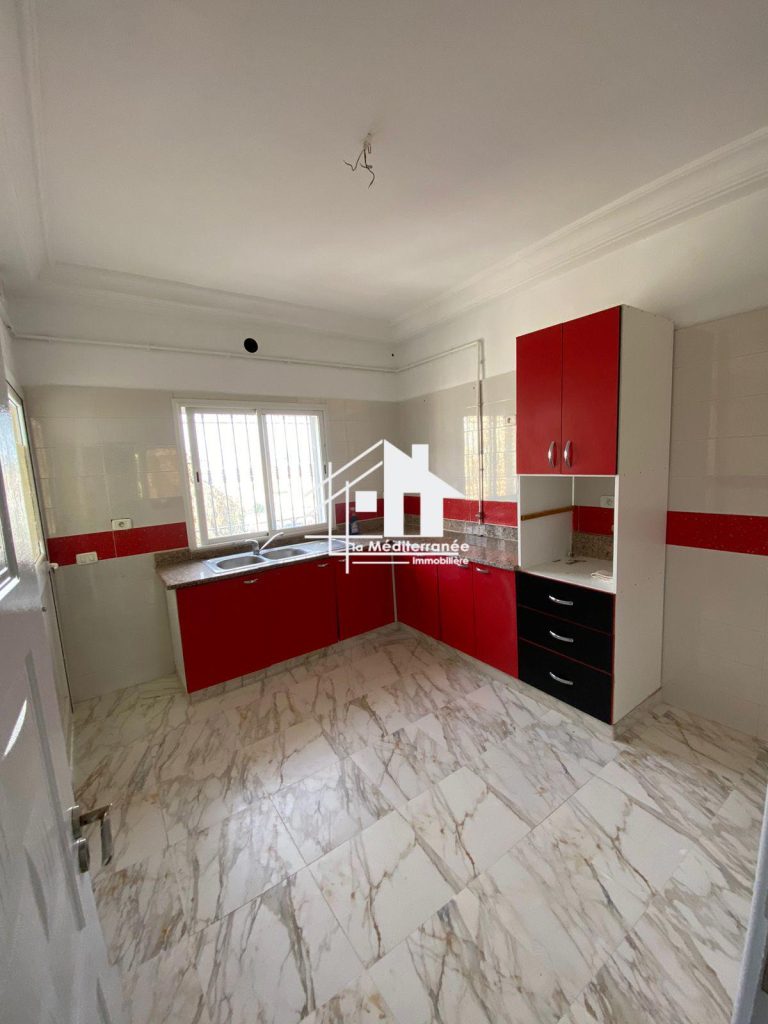 Appartement s2 rdc &agrave; bayrem etounsi