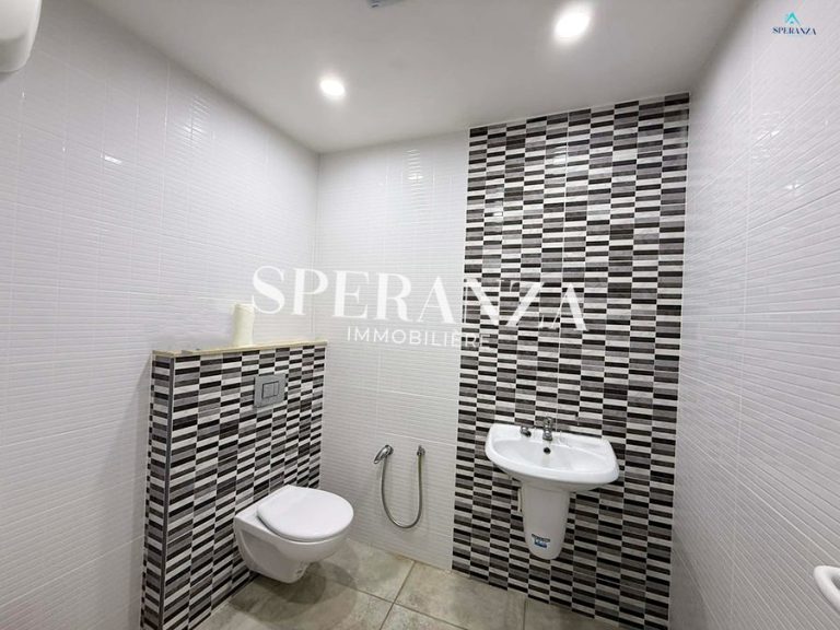 E fond commerce para