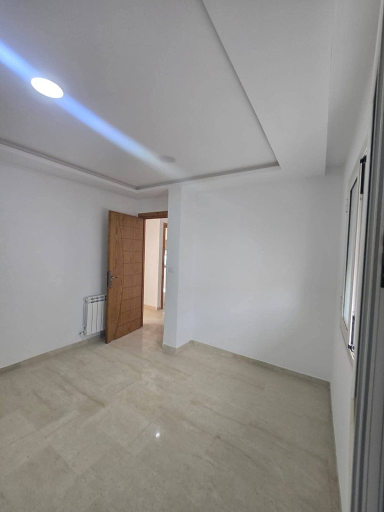 Appartement s3 kantaoui &agrave;2&eacute;me position de la plage