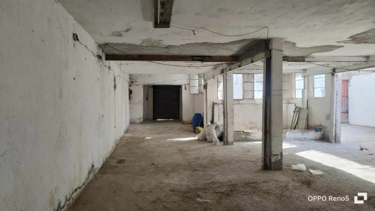 Belle apportunit&eacute; villa et depot