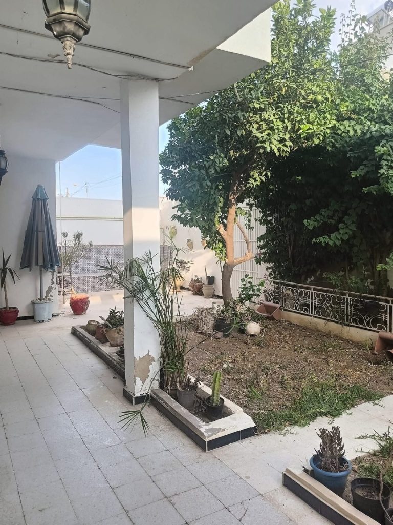 Villa sur deux niveaux