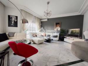 Triplex avec piscine aux jardins del