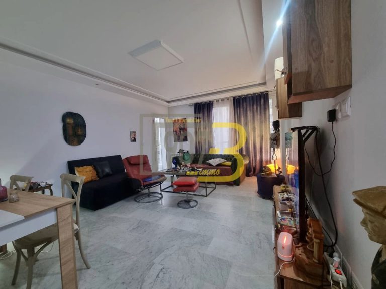 Un appartement s2 &agrave; cit&eacute; ennasr