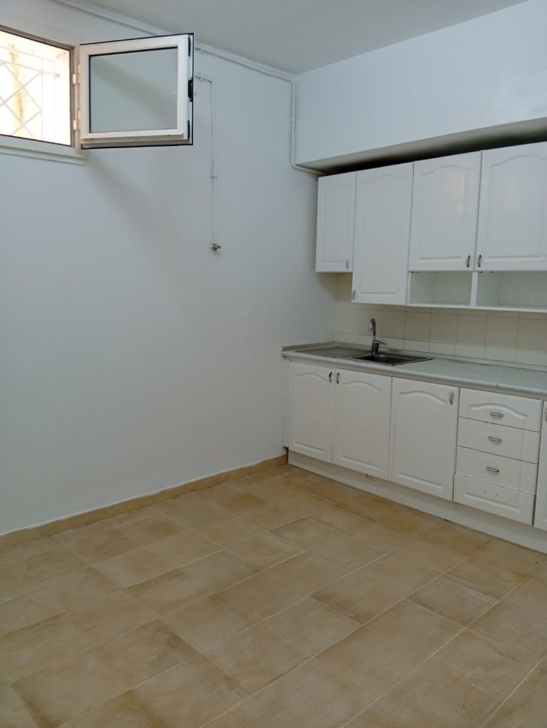 Un petit appartement s2 &agrave; enasr 2