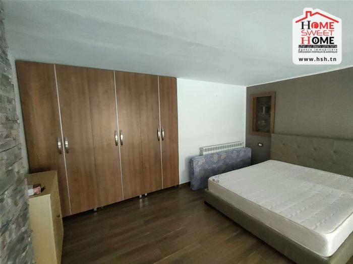 Duplex nejma &agrave; hammam lif