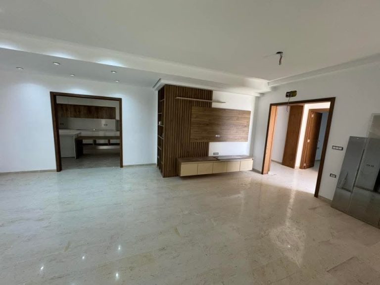 Villa avec piscine &agrave; chotrana 2