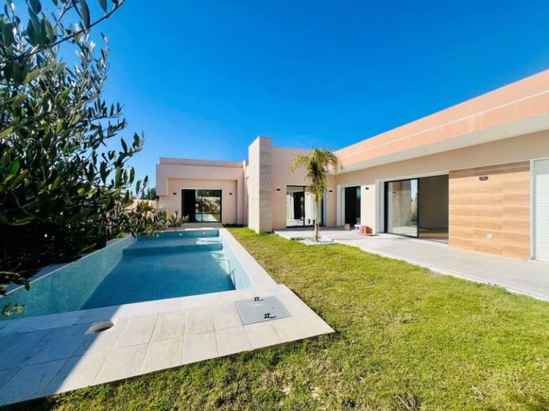 V589 villa armani el monchar