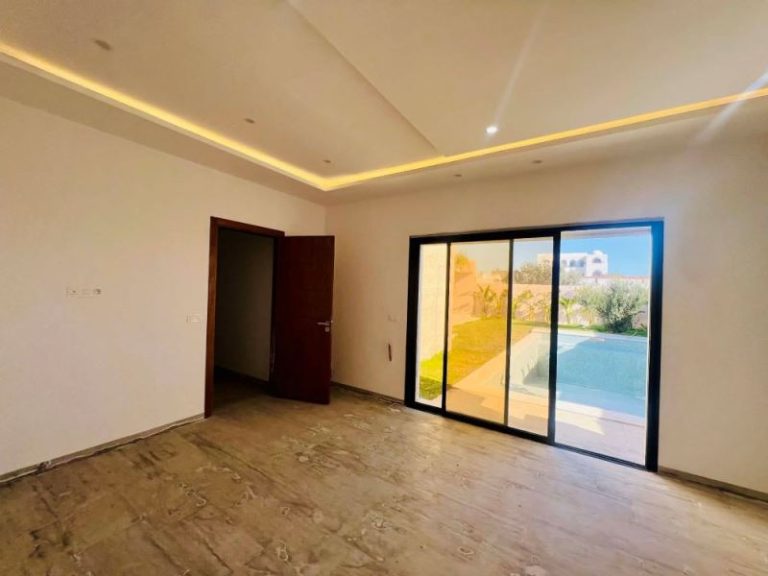 V589 villa armani el monchar