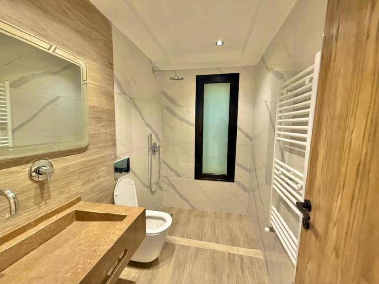 V598 villa martina martina