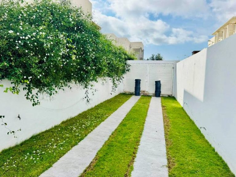 V541 villa noor noor c