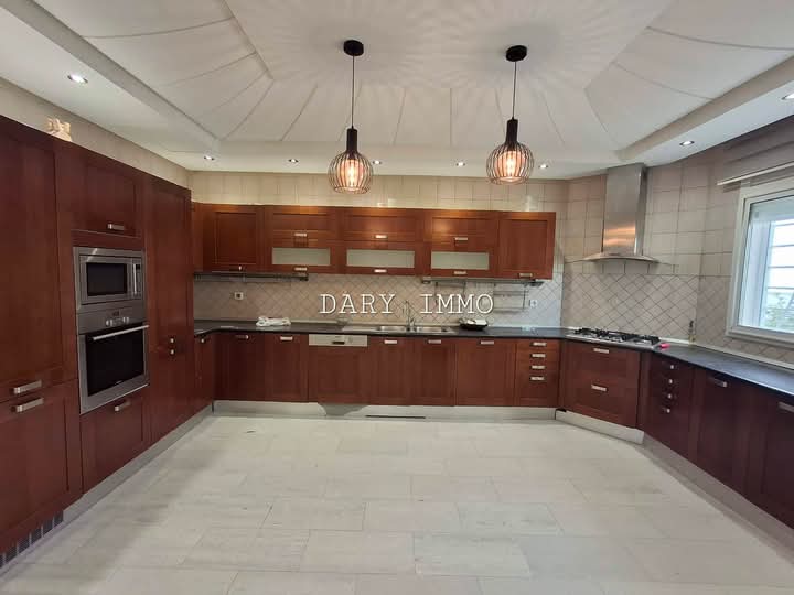 Villa lumineuse &agrave; el menzah9c