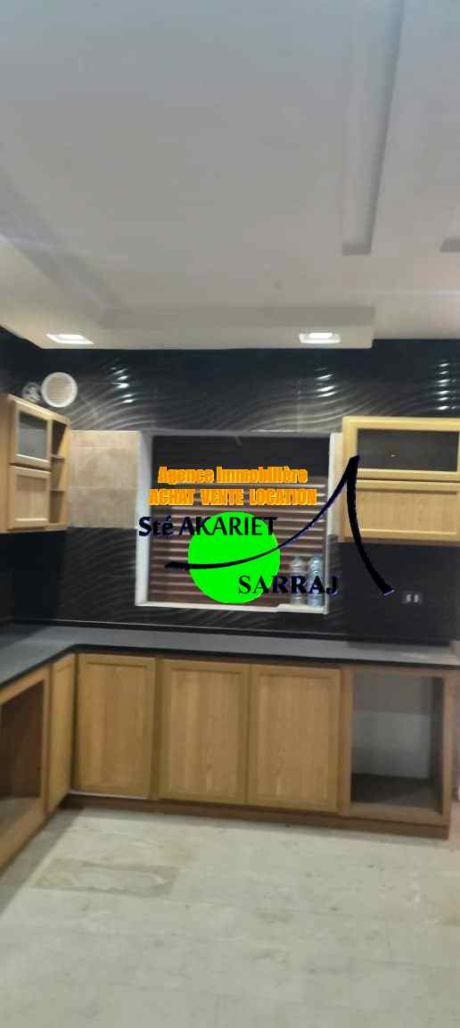 Villa 297m &agrave; hammem sousse pas loin de meublatex